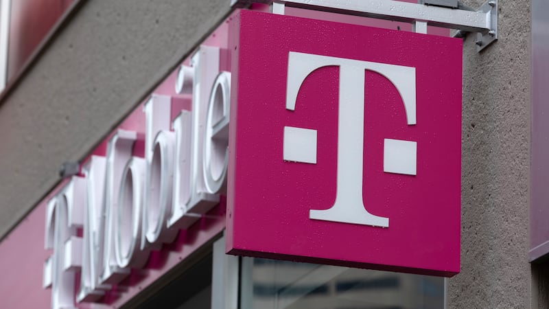 La empresa telefónica informó que el nuevo percance afecta a 37 millones de clientes (AP...