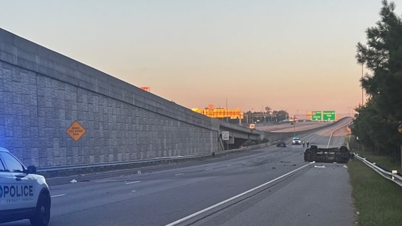 El accidente ocurrió en la mañana de este lunes feriado.