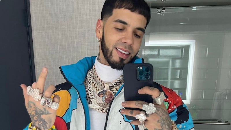 Anuel y Karol G